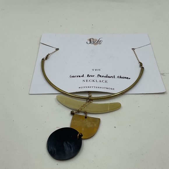 Sseko Curved Bar Pendant Choker - Picture 1 of 2